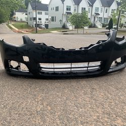SELLING 2013 NISSAN COUPE FRONT BUMPER $90 NEGOTIABLE 