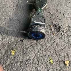 Hoverboard like new with Bluetooth speaker 