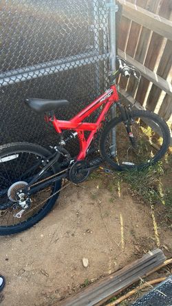 Dynacraft NEXT Gauntlet Mountain Bike.