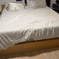 King Bed With Memory Foam Mattress And Box Frame