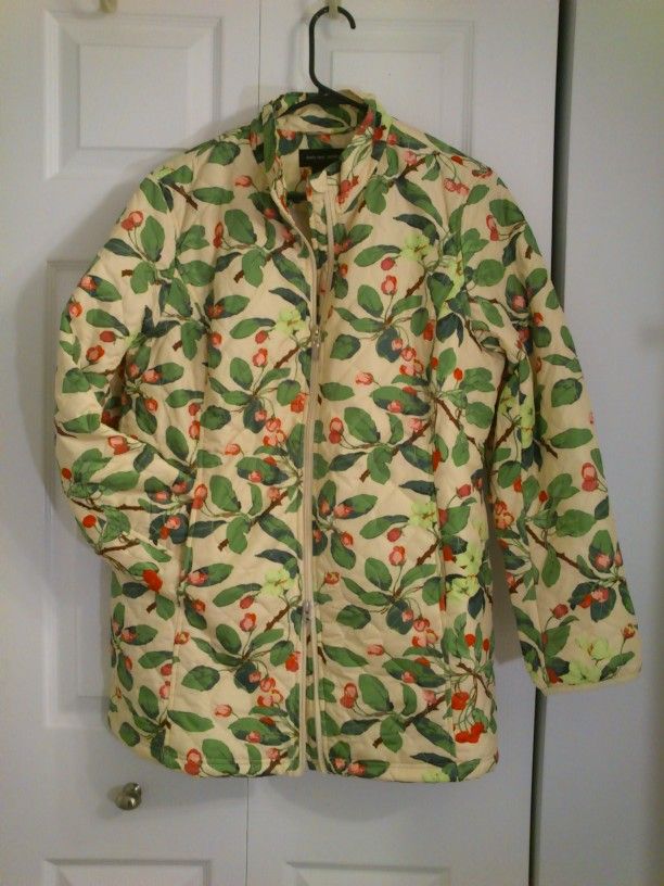 New Misses Quilted Jacket Size Medium