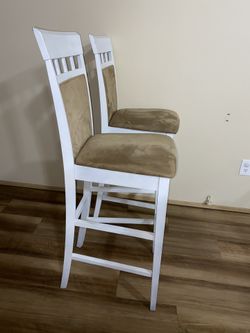 Bar Stools / Wooden Bar Stools 