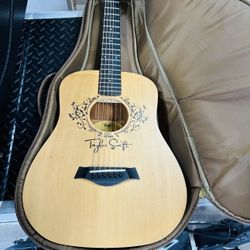 Baby Taylor-Taylor Swift Guitar 