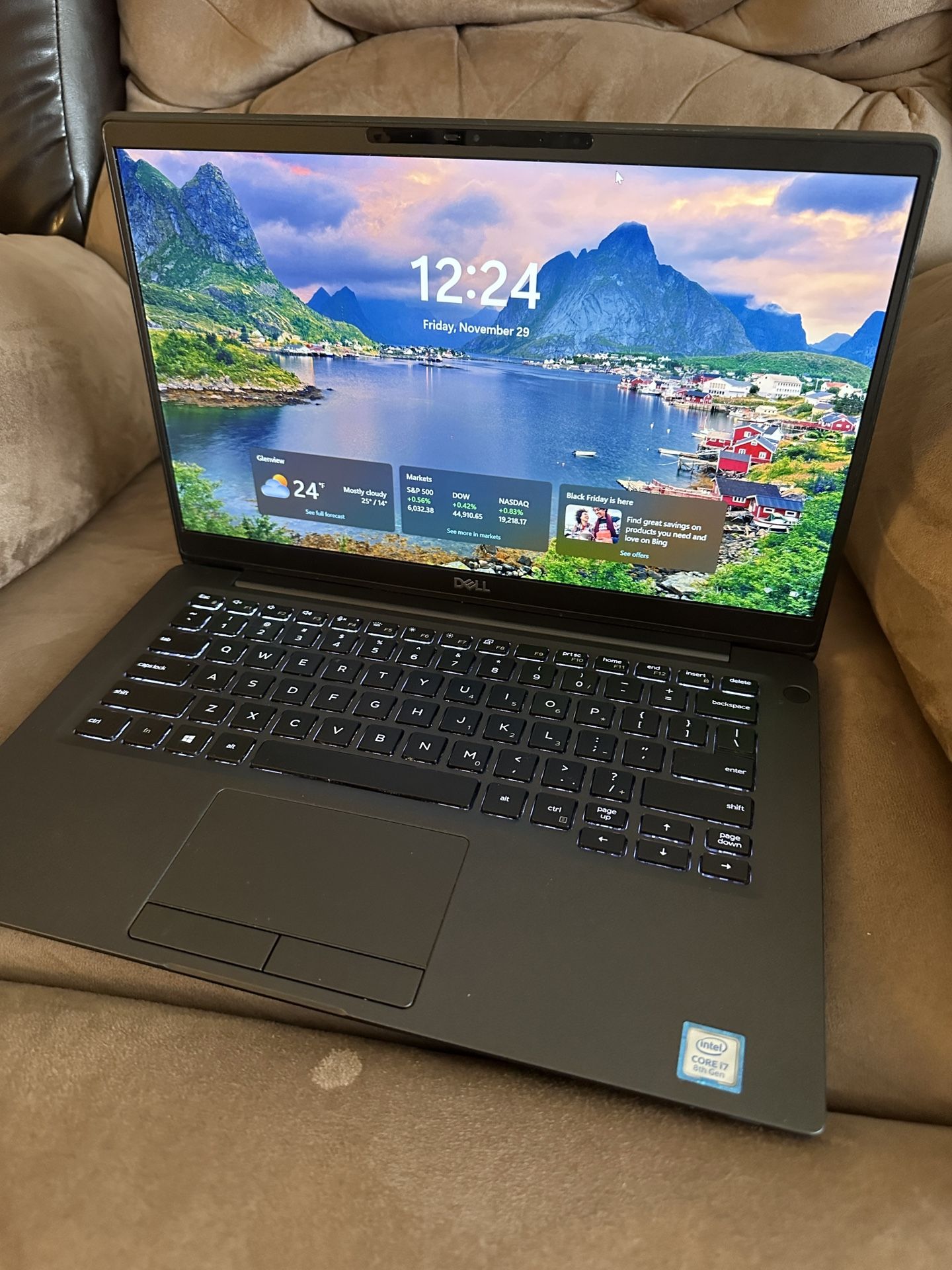 Dell Latitude laptop Quad Core CPU *512 Gb SSD *USB-C