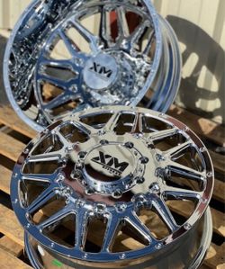 Dually Wheels & Tires