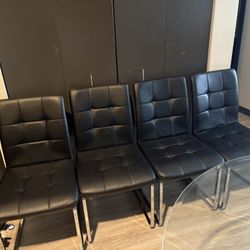 Dining Table With 4 Chairs 