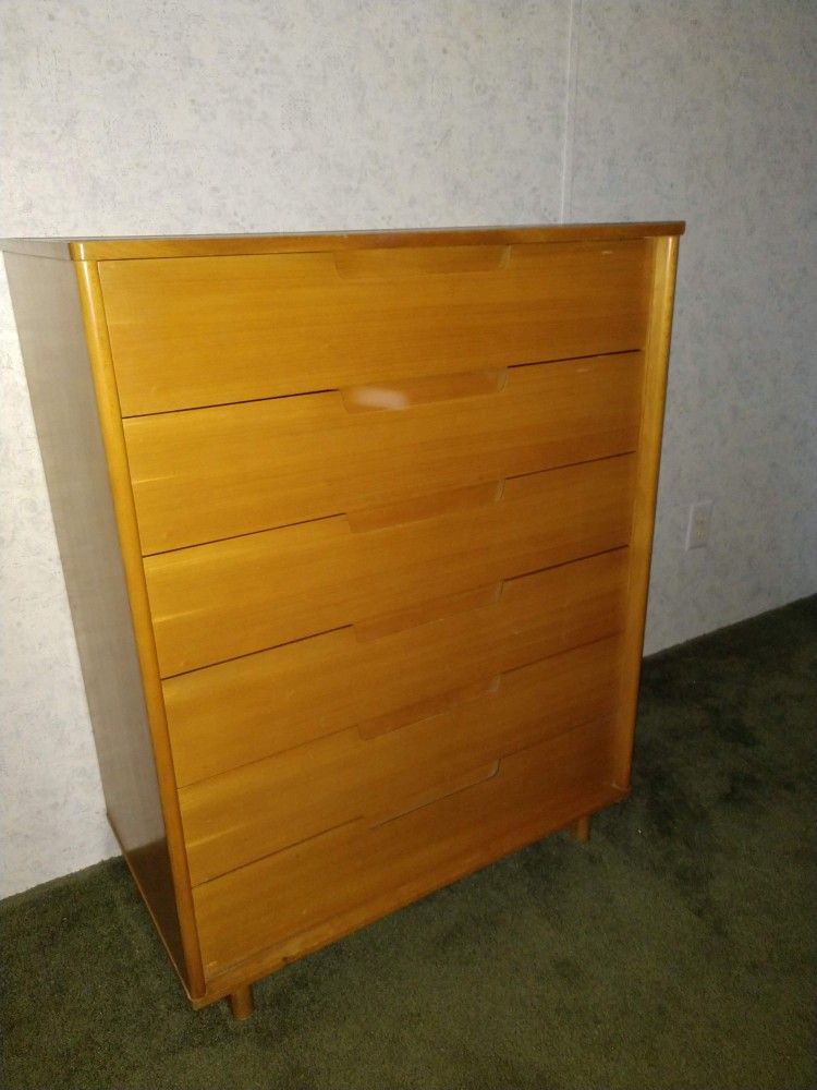 * * DREXEL TALL CHEST **