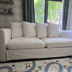 IKEA HÄRLANDA Sleeper Sofa / Pull-Out Couch Bed – Excellent Condition
