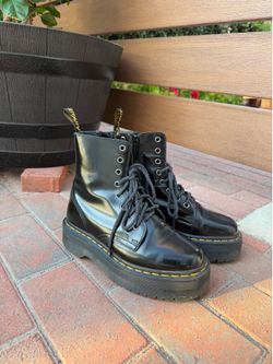 Platform Doc Martens Women Size 7