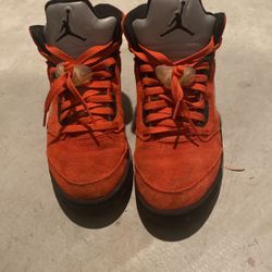 Jordan 5 Retro * Size 9.5 Men’s *