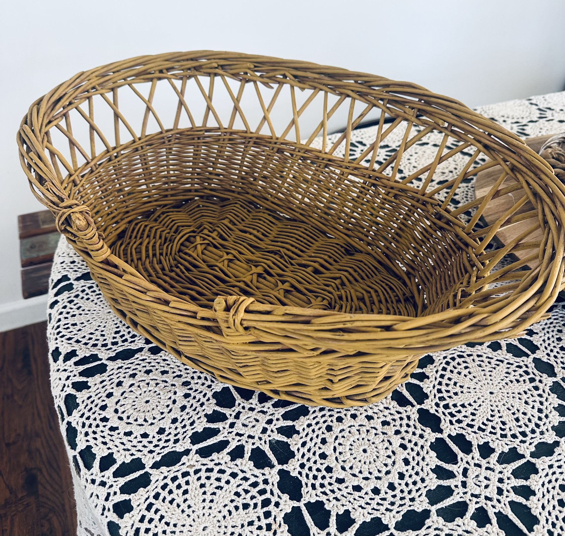 Small Wicker Pet Bed