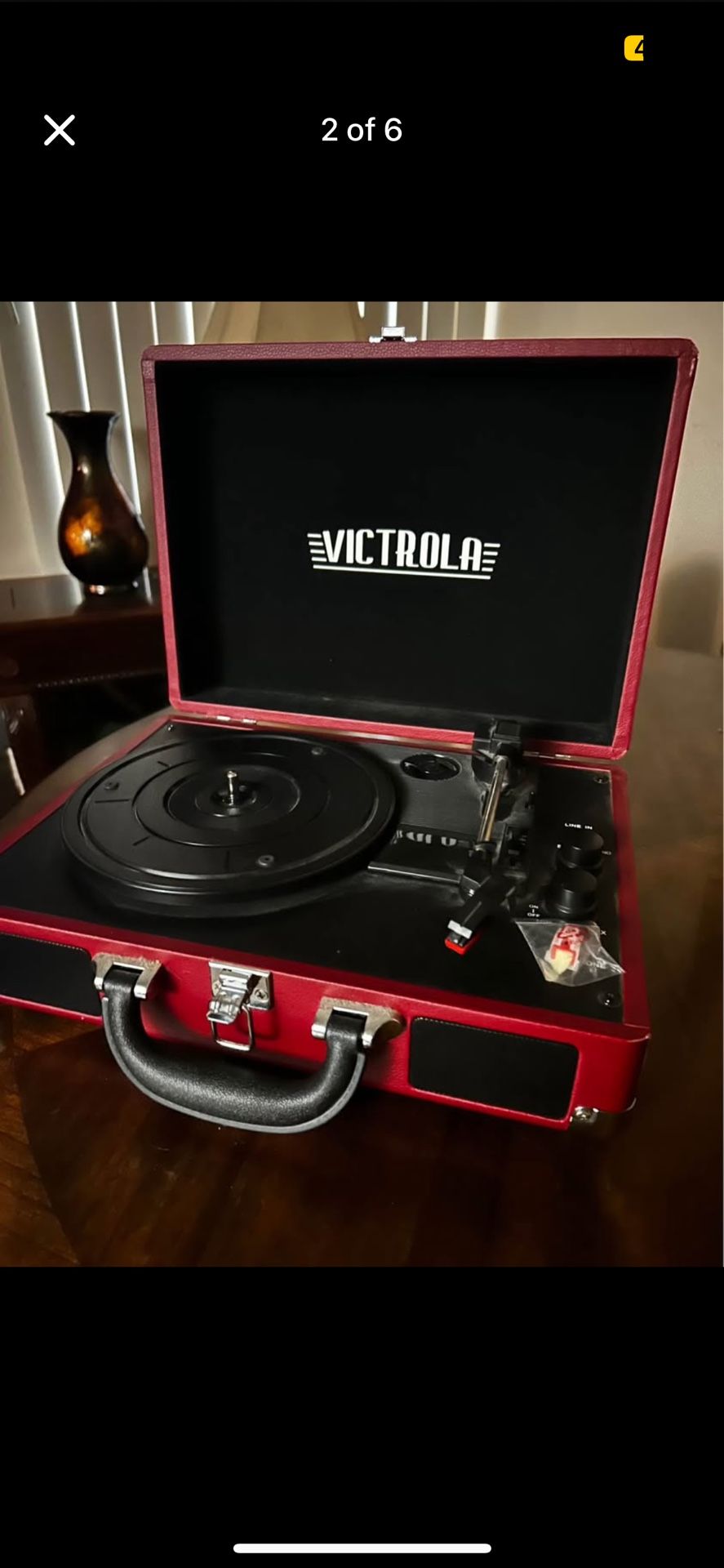 Victrola record player/Bluetooth speaker