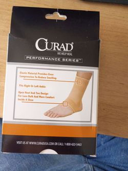 Curad ankle support performance series