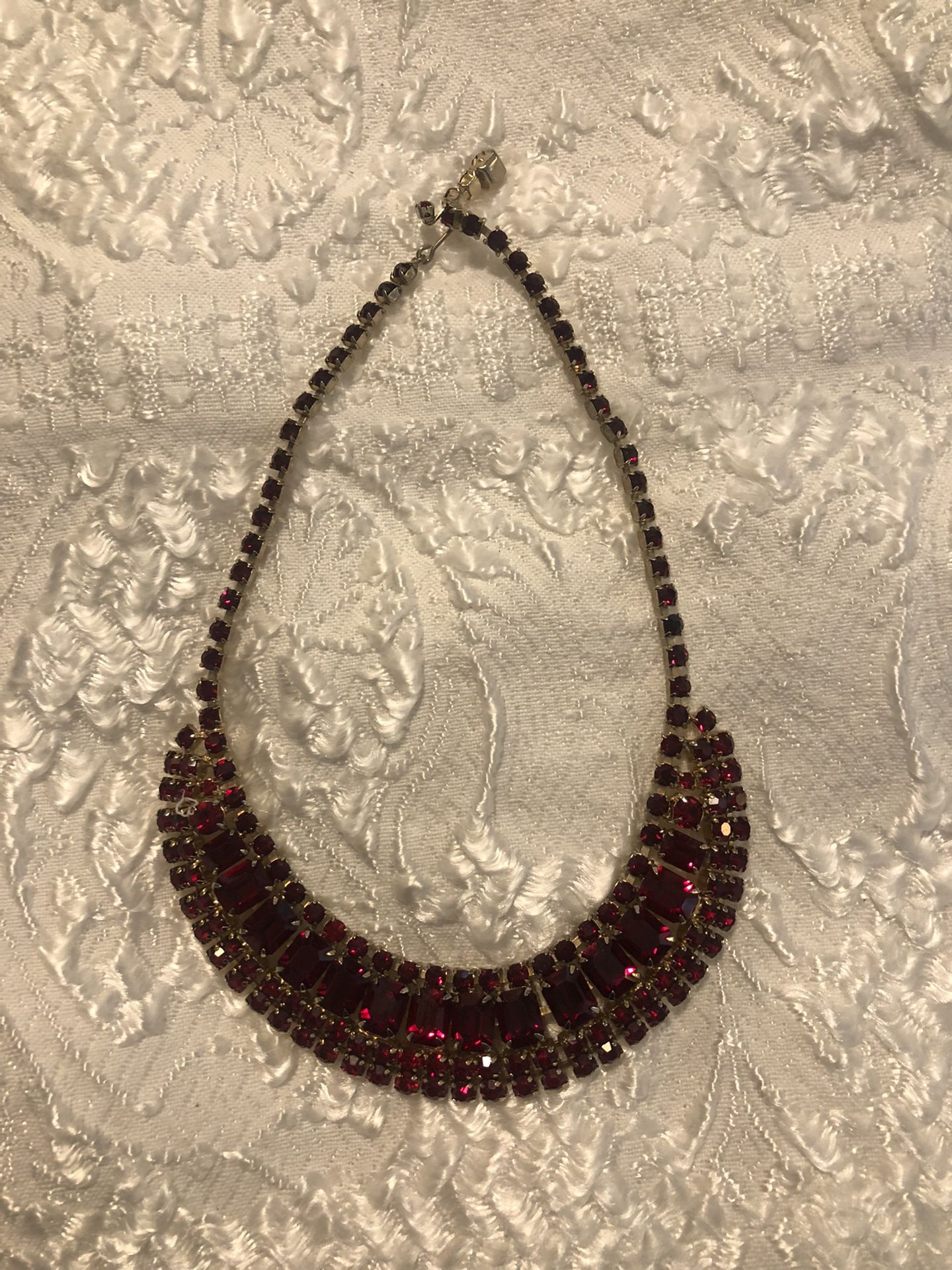 Vintage Red & Gold Choker Necklace