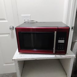 Like New Microwave Oven
