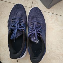 Men Nike Flex size 13