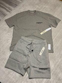 ESSENTIALS FEAR OF GOD