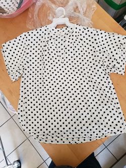 blusa para dama S M L $ 2.5 por piesa