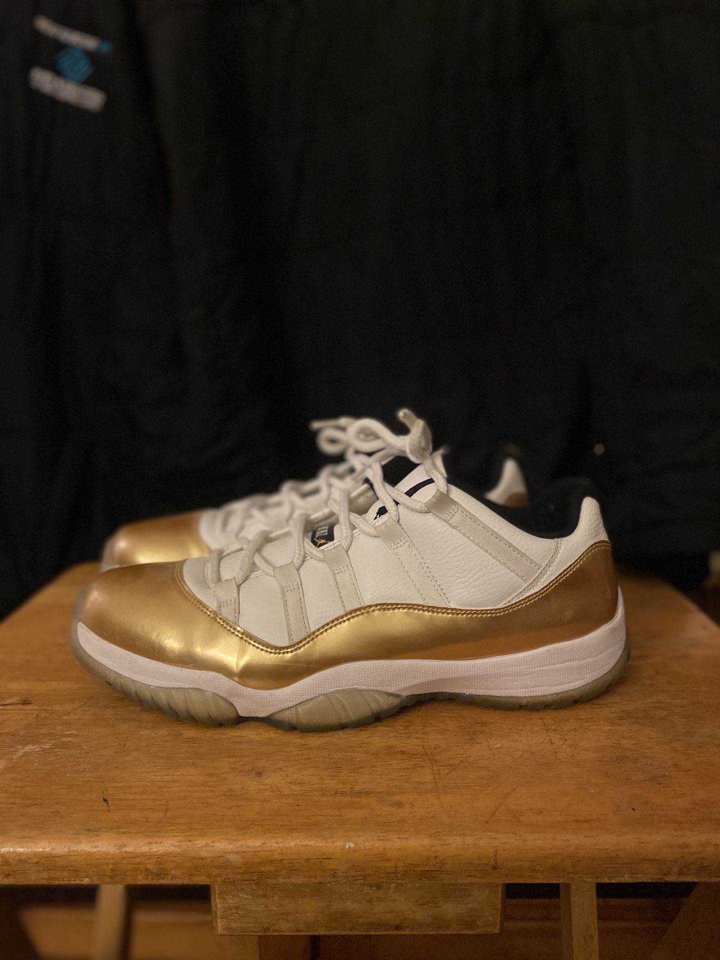 Air Jordan: Jordan 11 Retro Low Closing Ceremony