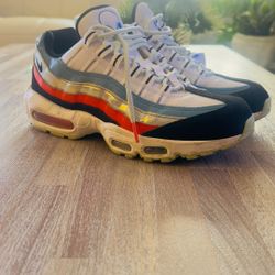 Nike Shoes/Alien Air Max