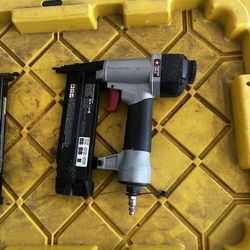 Nail Guns/compress. /Router / Bag