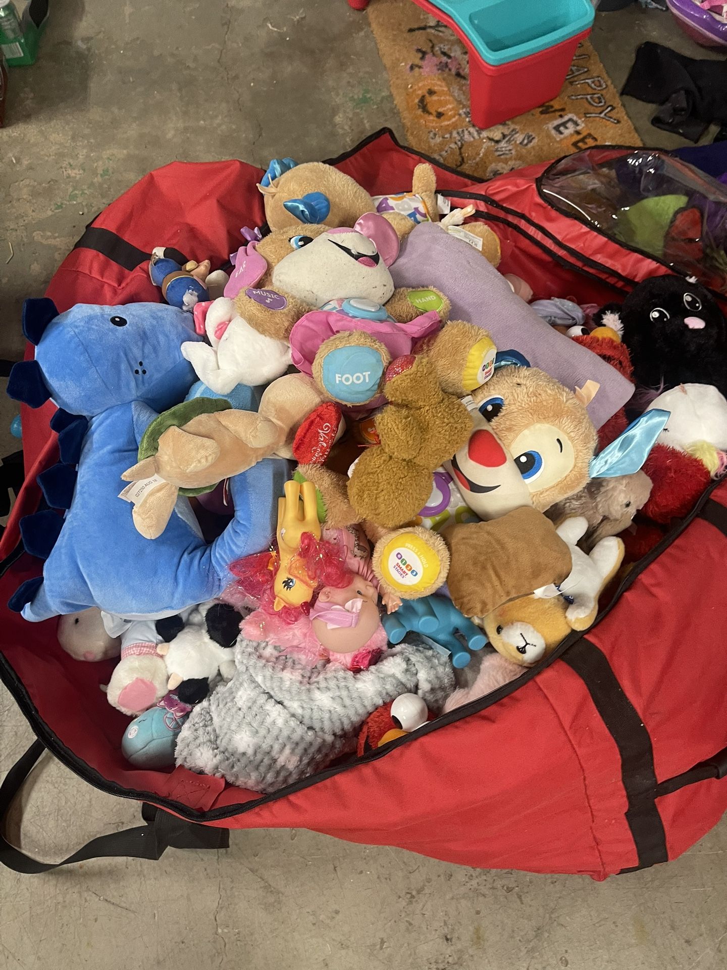 Free Plushies 