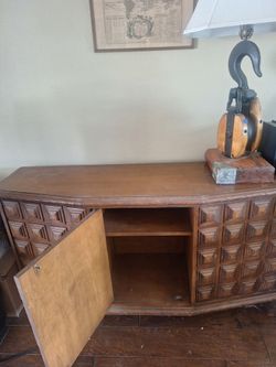 Credenza