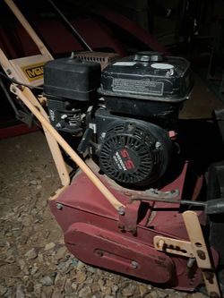 Mclane Grass mower