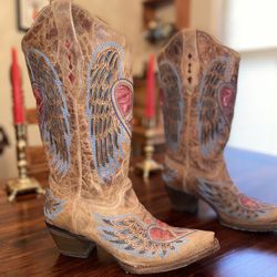 Vintage Western Boots Wing And Heart Women’s Corral Boots