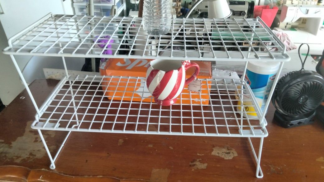 2 Mini Stackable Shelves (steel wire)