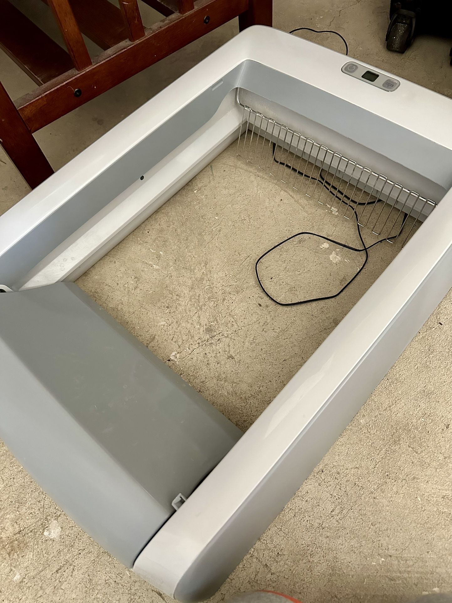 Scoopfree Automatic Cat Litter Box