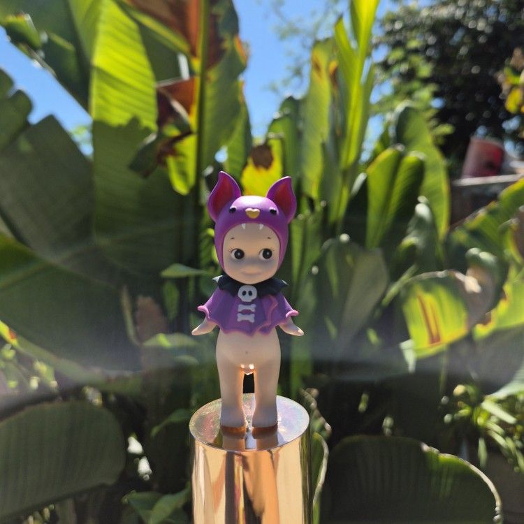 Sonny Angel (Halloween Series ) - Purple Bat 2016