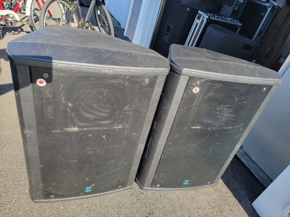 Yorkville NX750P Speakers Pair