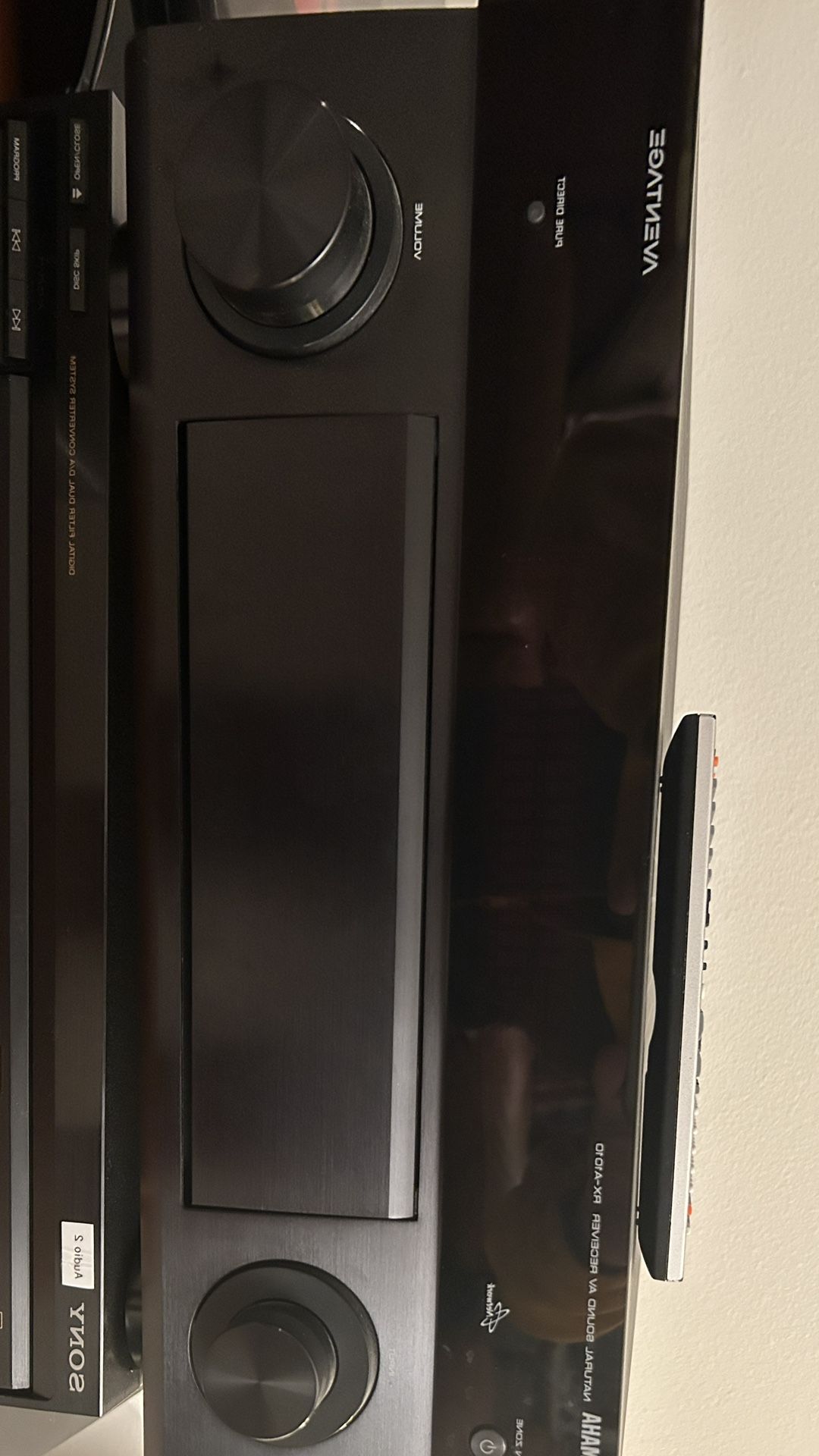 Yamaha Aventage RX-A1010 Receiver 7.2 channels, 4k 3D-Ready HDMI Home Theater Amplifier