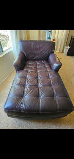 Brown Leather Chaise Lounge Chair
