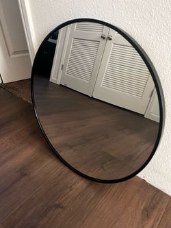 Round Mirror