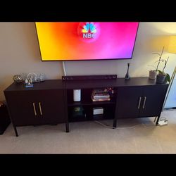 Tv stand