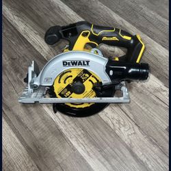 DEWALT 20V BRUSHLESS 6-1/2” CIRCULAR SAW