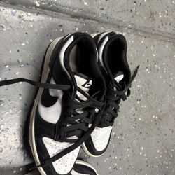 Nike Pandas Shoes  Size 8 1/2 Both Pair Both For 40 Dollars Must Pick Up 