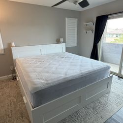 White king bed frame like new