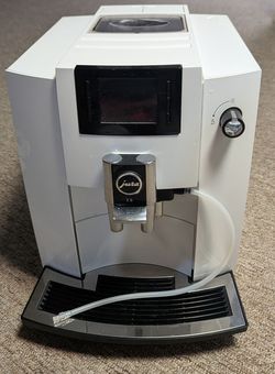 Jura E6 Automatic Coffee Machine