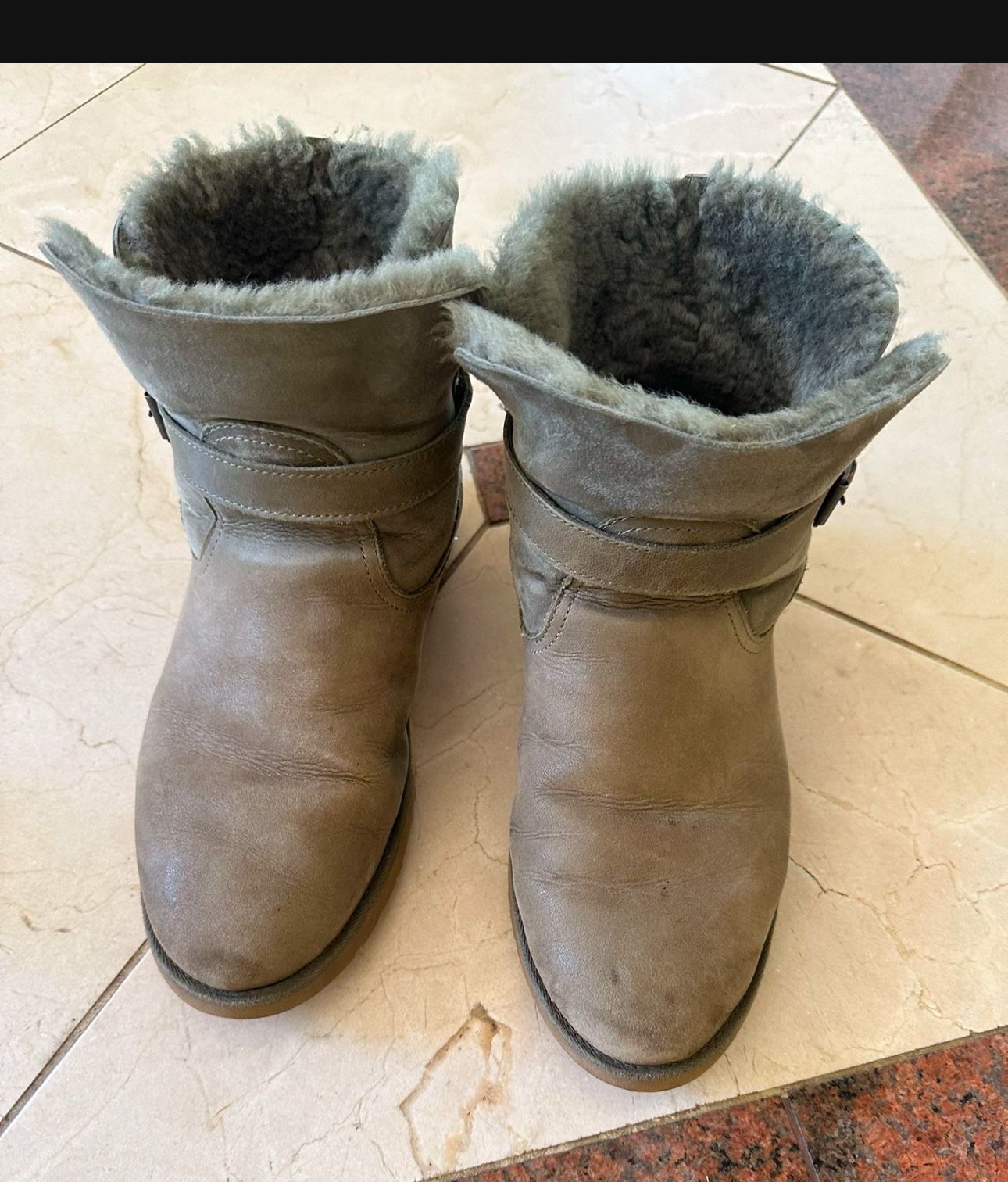 Ugg Women Boots Size 9 .5