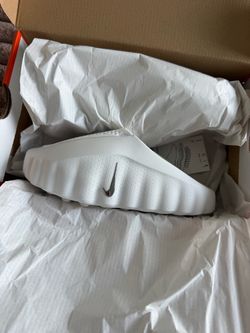 Women Nike Mind 001 “Summit White”
