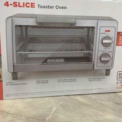 BLACK & DECKER TOASTER OVEN (BRAND NEW)