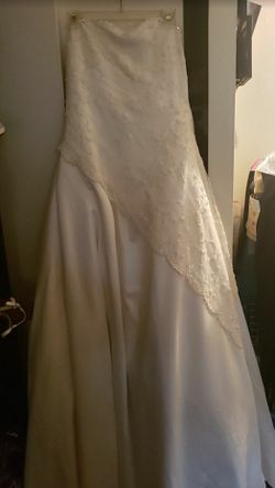 Wedding dress size 14/16