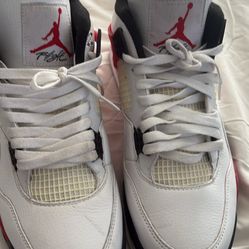 Jordan’s 4 Retro