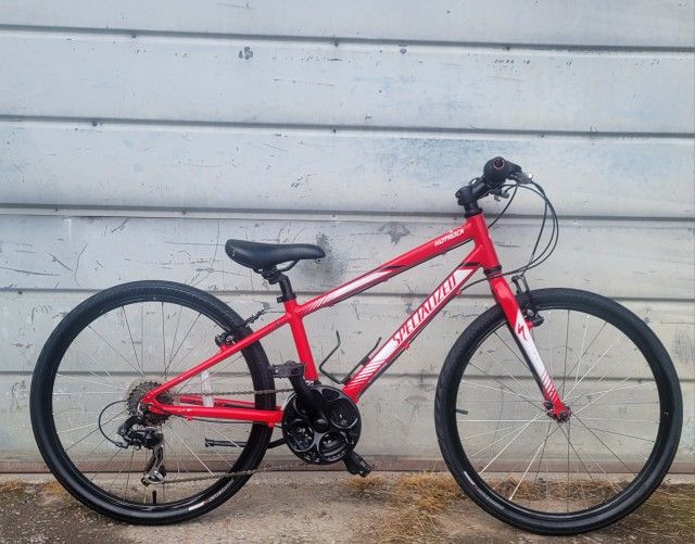 SPECIALIZED HOTROCK BIKE