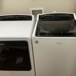 Whirlpool Washer and Dryer Set
