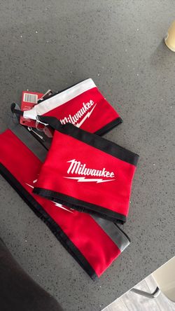 Milwaukee small zipper bags