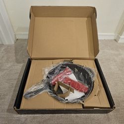 Bruntmor Cast Iron Skillets - Set Of 4 / Black And Red - Brand New